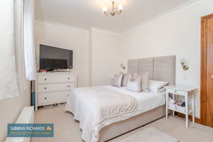 Bedroom- click for photo gallery